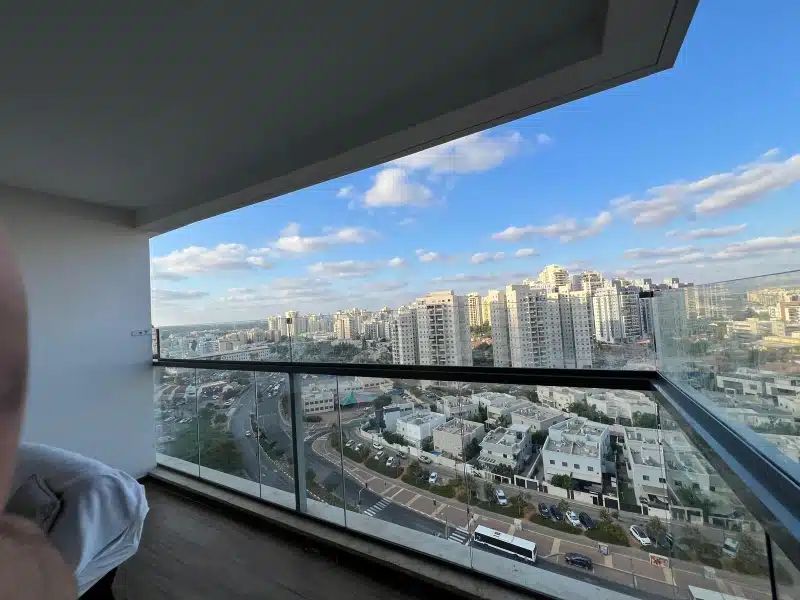 הגבהת מעקה לבית בבניין קומות