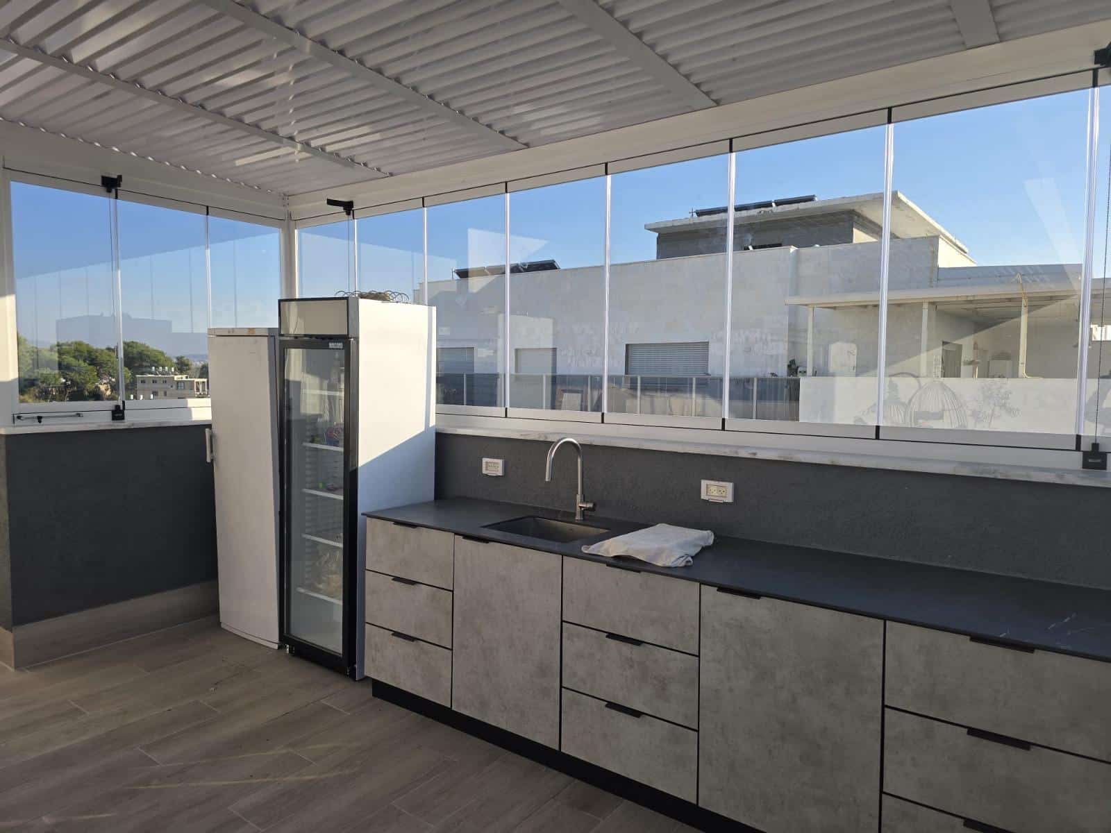 סגירת מרפסת מקצועית